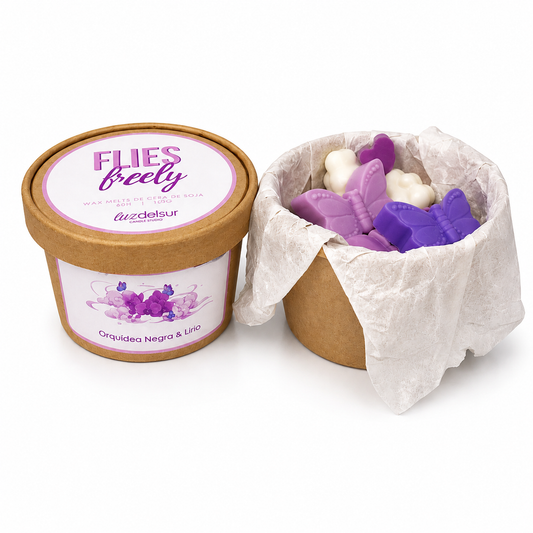 WAX MELTS FLIES FREELY
